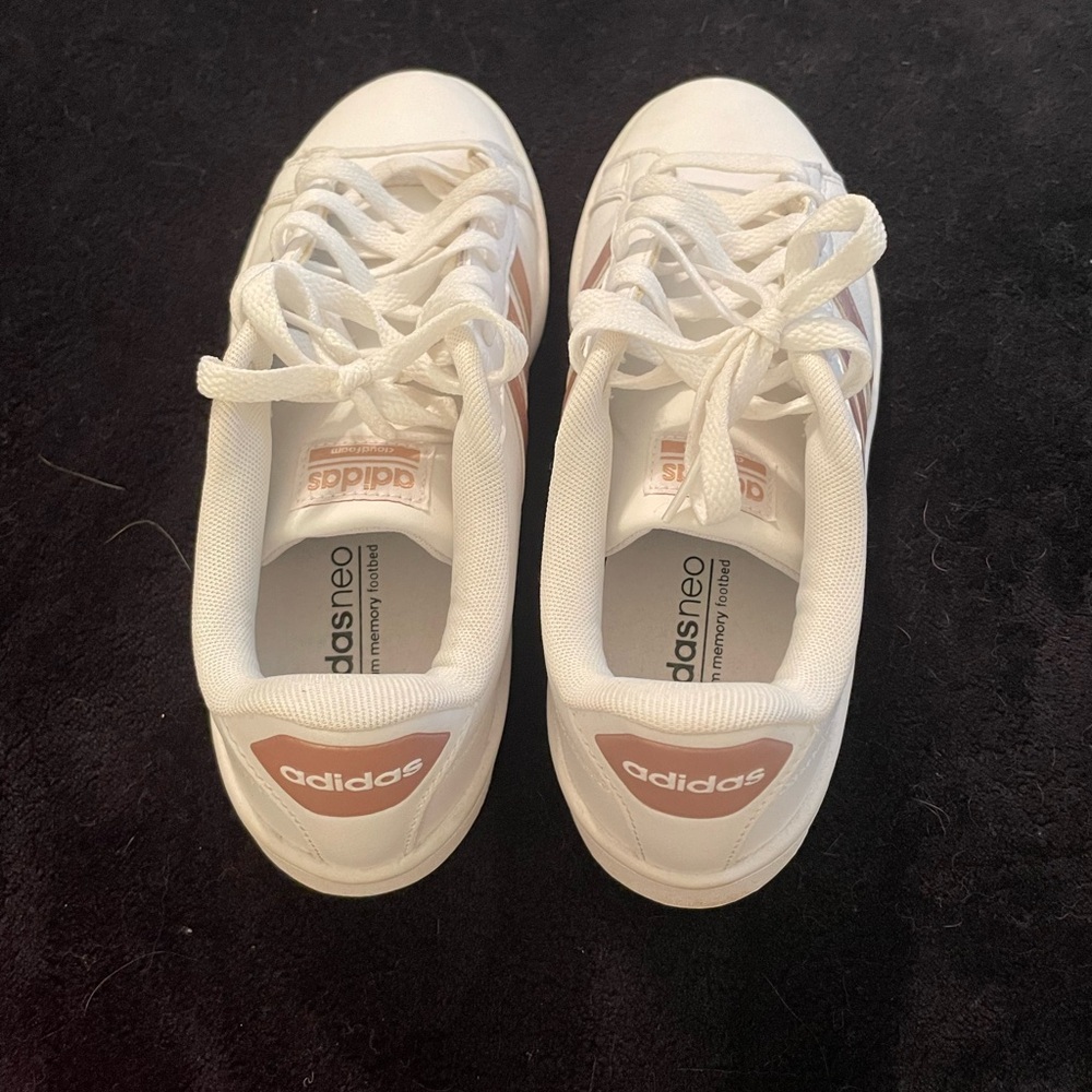 Adidas Neo women’s sneakers